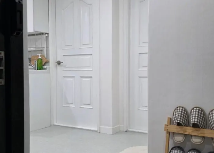 Alley House 앨리하우스
